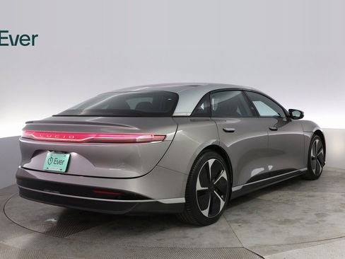 Used 2023 Lucid Air Touring image 12