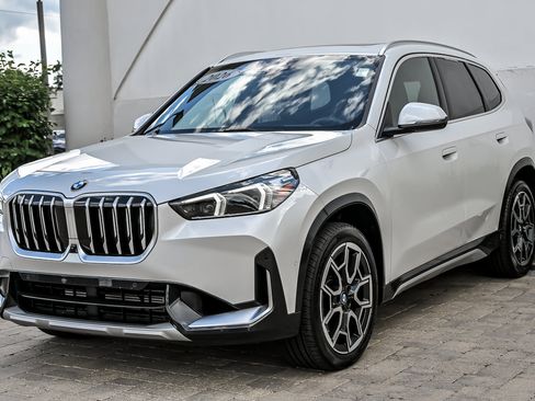 Used 2026 BMW X1 xDrive28i AWD/4WD image 5