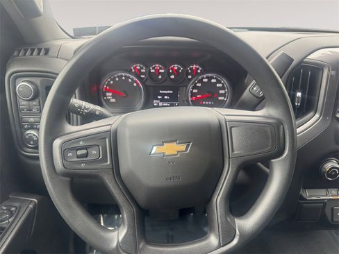 Used 2021 Chevrolet Silverado 1500 Custom image 12