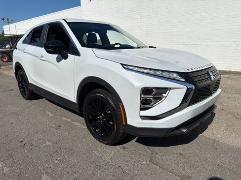 Used 2024 Mitsubishi Eclipse Cross LE AWD/4WD image 8