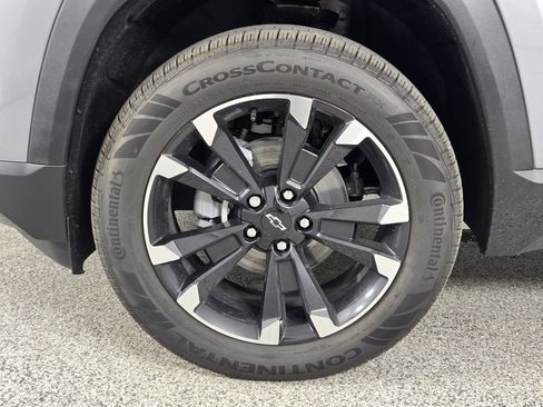 New 2026 Chevrolet Equinox RS w/ Convenience Package III FWD image 14
