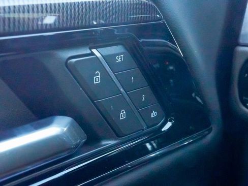 New 2026 GMC Yukon XL Elevation image 18