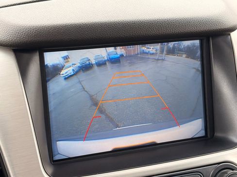 Used 2017 GMC Yukon SLT w/ Open Road Package AWD/4WD image 73