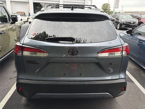 Used 2025 Toyota Corolla Cross LE FWD image 5