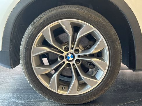 Used 2016 BMW X3 xDrive28i AWD/4WD image 12