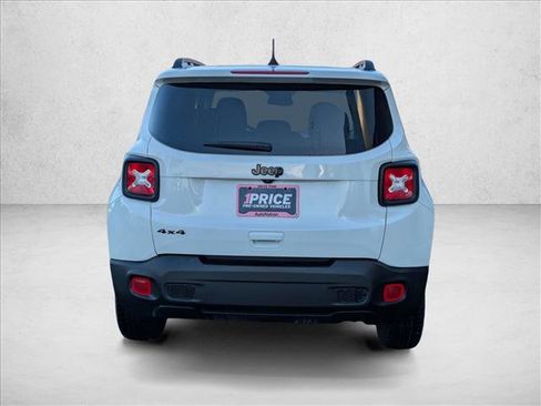 Used 2023 Jeep Renegade Latitude image 7