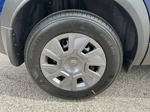 New 2026 Nissan Kicks S FWD image 15
