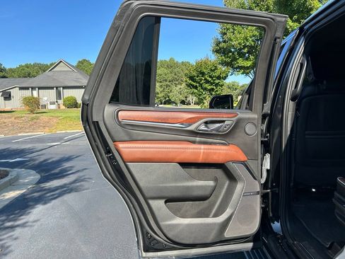 Used 2023 GMC Yukon Denali Ultimate AWD/4WD image 61