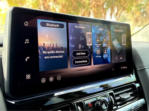 New 2026 Nissan Pathfinder SV image 8