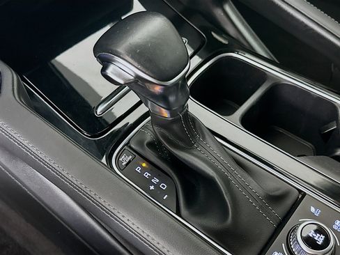 Used 2022 Kia Telluride SX w/ SX Prestige Package AWD/4WD image 25