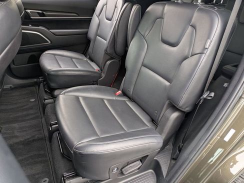 Used 2025 Kia Telluride S AWD/4WD image 28