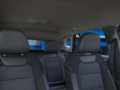 New 2026 Chevrolet Trax LT image 24