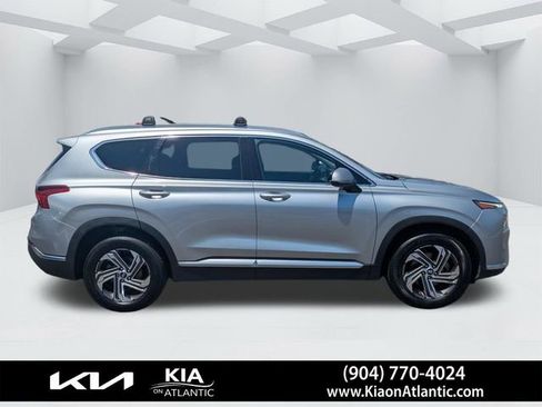 Used 2022 Hyundai Santa Fe SEL image 2