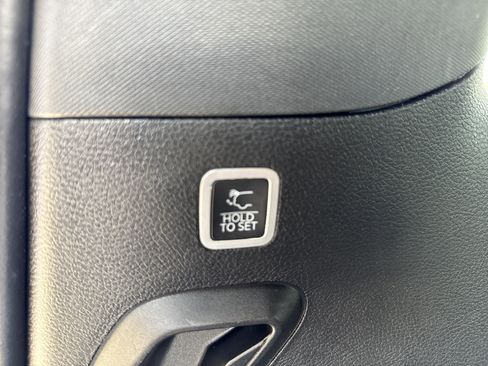 Used 2022 Jeep Grand Wagoneer Series I w/ Flexible Seating Group image 39