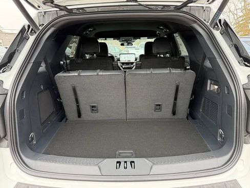 New 2026 Ford Explorer ST-Line image 5