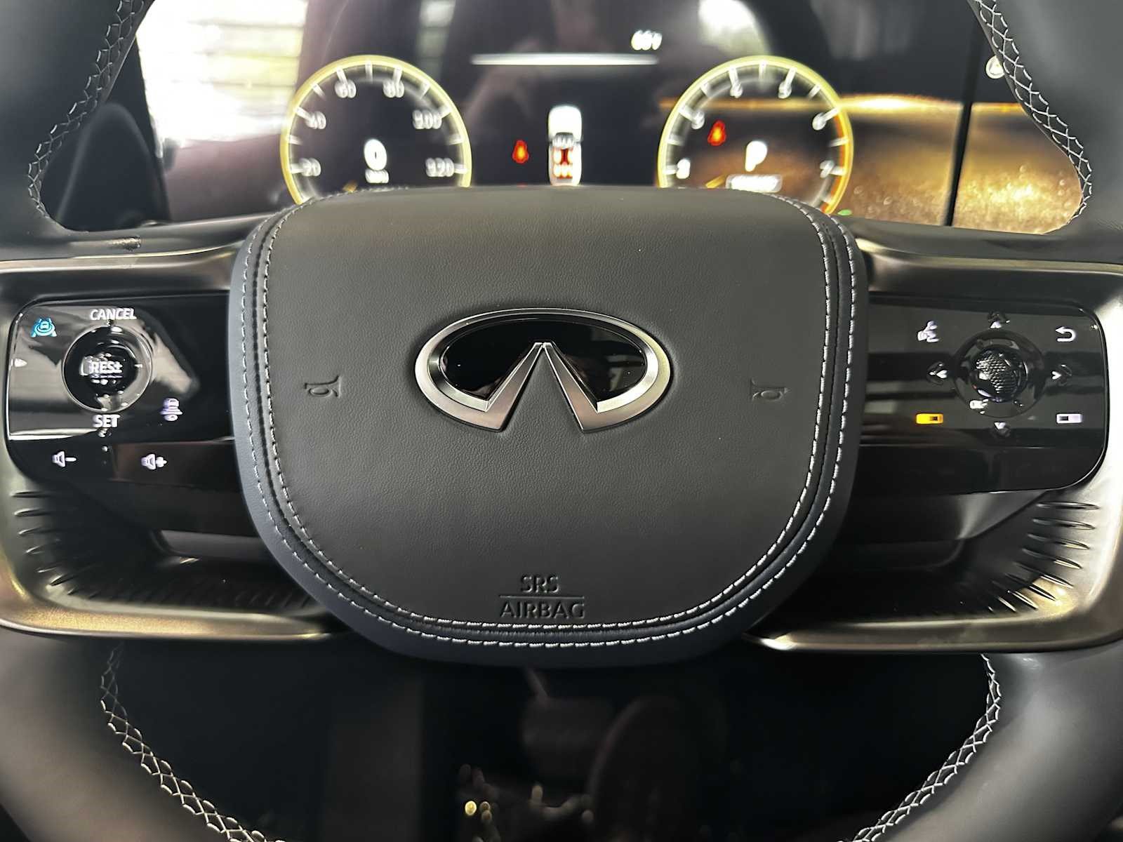 New 2027 INFINITI QX80 Sensory AWD/4WD image 18