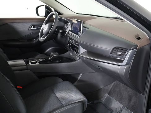 Used 2023 Nissan Rogue SV AWD/4WD image 20