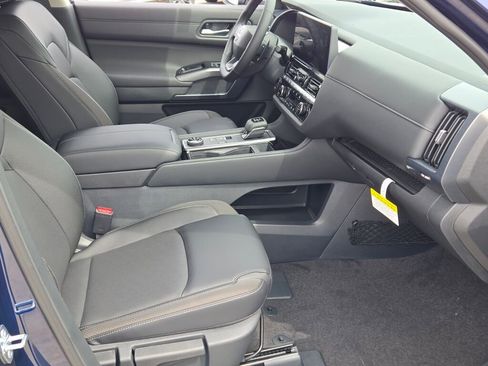 New 2026 Nissan Pathfinder SL w/ Cargo Package AWD/4WD image 4