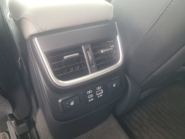 Used 2024 Subaru Outback Limited AWD/4WD image 25
