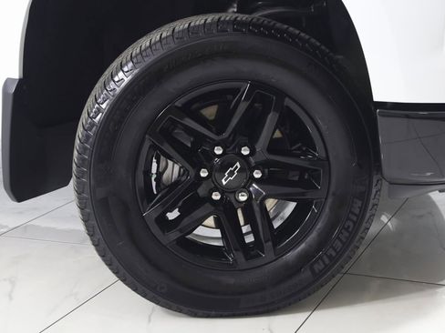 Used 2024 Chevrolet Silverado 1500 LT Trail Boss image 14