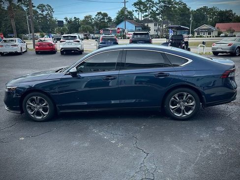 Used 2023 Honda Accord EX image 4