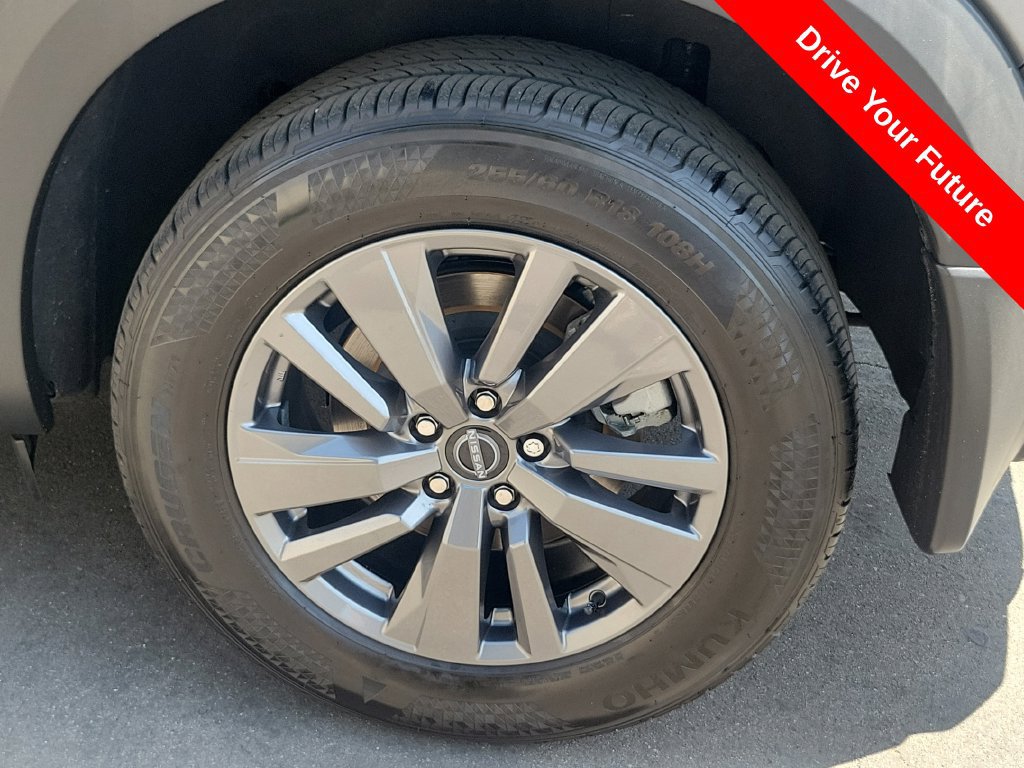 Used 2025 Nissan Pathfinder S FWD image 27