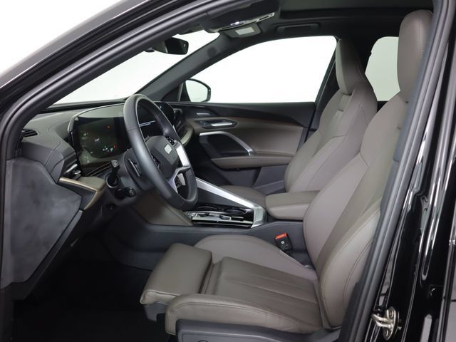 Certified 2025 Audi Q5 Premium w/ Premium Plus AWD/4WD image 12