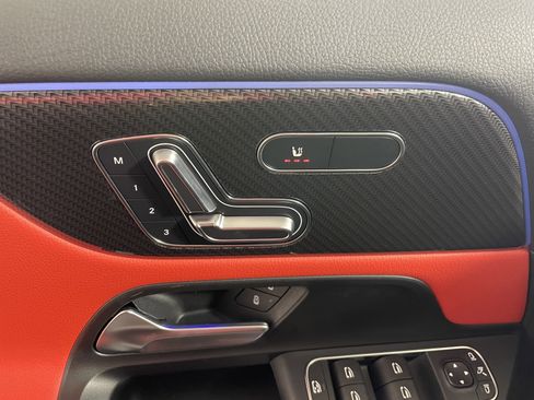 New 2026 Mercedes-Benz GLA 35 AMG 4MATIC image 21