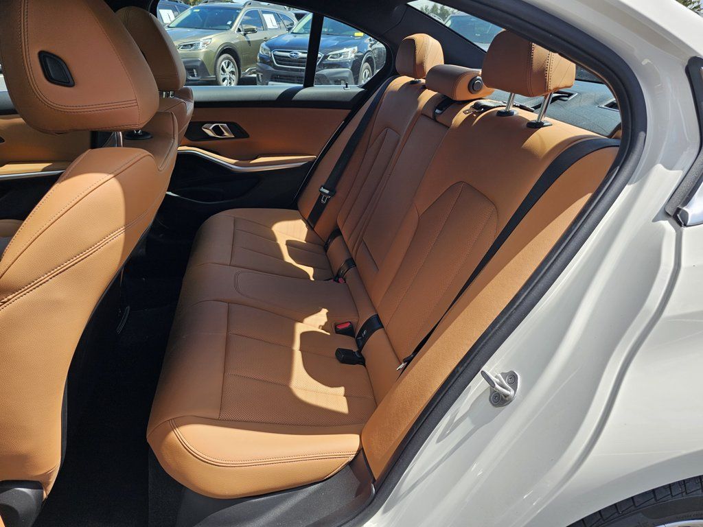 Used 2024 BMW 330i xDrive Sedan w/ Convenience Package AWD/4WD image 15