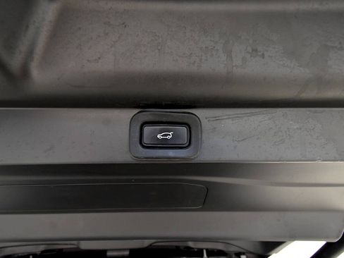 Used 2023 Land Rover Range Rover SE AWD/4WD image 38