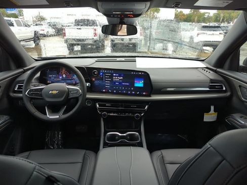 New 2026 Chevrolet Traverse LT FWD image 20