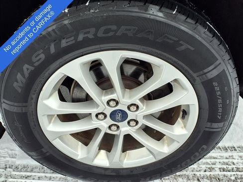 Used 2020 Ford Escape SE image 10