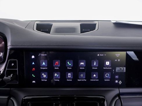 New 2025 Porsche Panamera 4 image 16