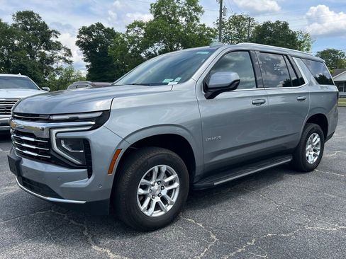 Used 2025 Chevrolet Tahoe LT AWD/4WD image 6