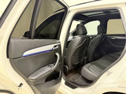 Used 2021 BMW X1 sDrive28i w/ Convenience Package image 24