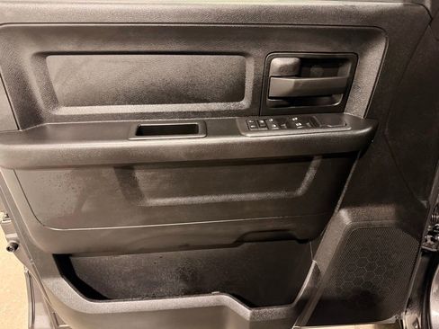 Used 2025 RAM 2500 Tradesman w/ Bed Convenience Group RWD image 13