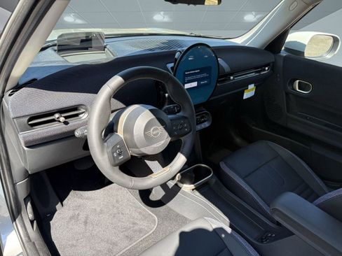 New 2025 MINI Cooper S image 4