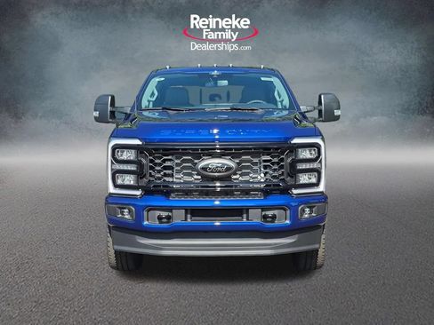New 2026 Ford F250 XLT w/ XLT Premium Package AWD/4WD image 2