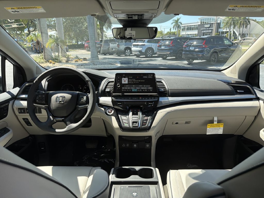 New 2027 Honda Odyssey Touring image 10