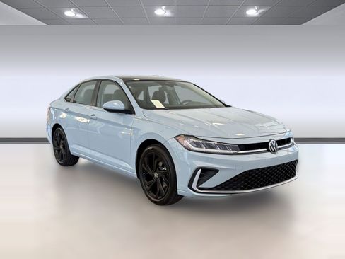 New 2026 Volkswagen Jetta SE FWD image 7