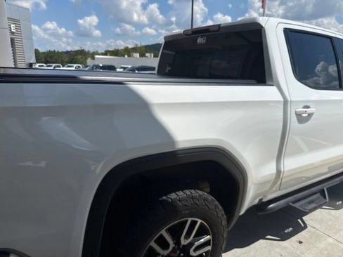 Used 2021 GMC Sierra 1500 AT4 AWD/4WD image 18