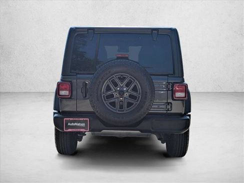 Used 2024 Jeep Wrangler Unlimited Sport AWD/4WD image 7
