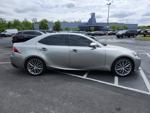 Used 2015 Lexus IS 250 AWD w/ Navigation System Package image 19