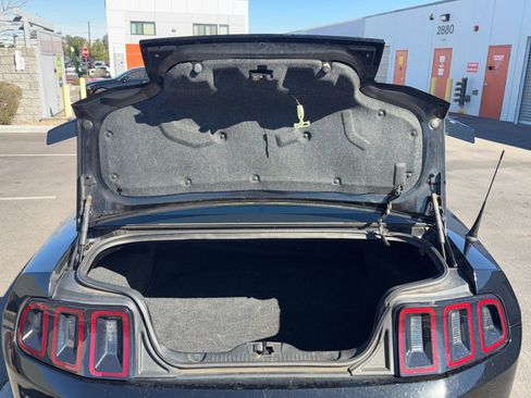 Used 2013 Ford Mustang GT image 16