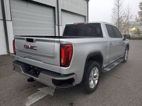 Used 2022 GMC Sierra 1500 SLT w/ SLT Premium Package image 4