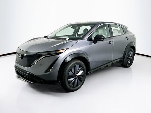 Used 2023 Nissan Ariya FWD image 3