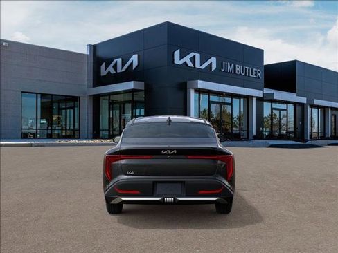 New 2026 Kia K4 LX image 5