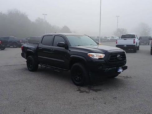 Used 2021 Toyota Tacoma SR w/ SR Convenience Package image 2