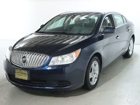 Used 2011 Buick LaCrosse CX image 3