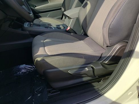 Certified 2024 Subaru Crosstrek 2.0i Premium image 12